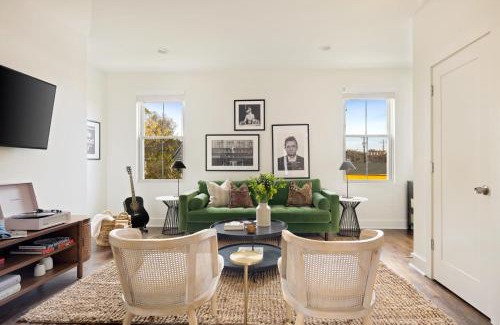 Chestnut Hill Casa | Hart Suite Buyout 4 by AvantStay Two Town House Buyout w Modern Amenities in Nashville