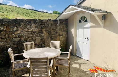 Eastgate Casa | Harthopeburn Cottage - Stone Cottage in Upper Weardale