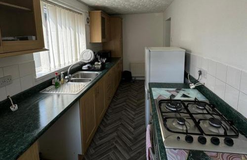 Hartlepool Casa | Hartlepool - 2 bedroom - near seaside - Sleeps 5