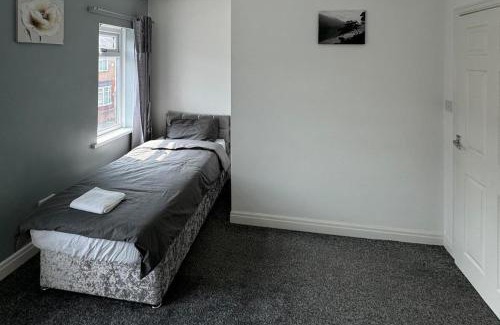 Hartlepool Casa | Hartlepool - 2 bedroom - near seaside - Sleeps 5