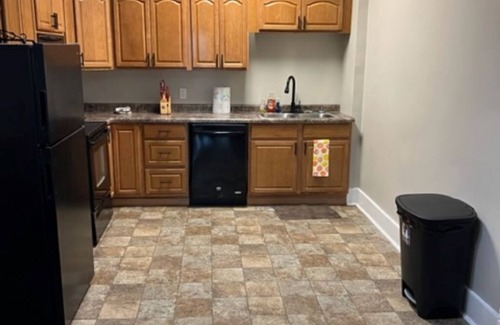 Centerville Apartamento | Harv's Uptown Retreat on World's Largest Square