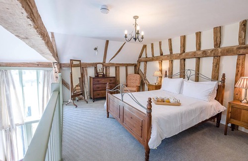 Saxmundham Cabaña | Harvest Cottage, Valley Farm Barns, Snape