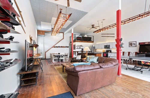 Mullan Casa | Harwood Mullan - BEST for FAMILYS - LOOKOUT