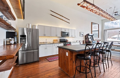Mullan Casa | Harwood Mullan - BEST for FAMILYS - LOOKOUT