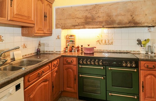 Ilminster Casa | HASELWELL HOUSE, pet friendly, character holiday cottage in Ilminster