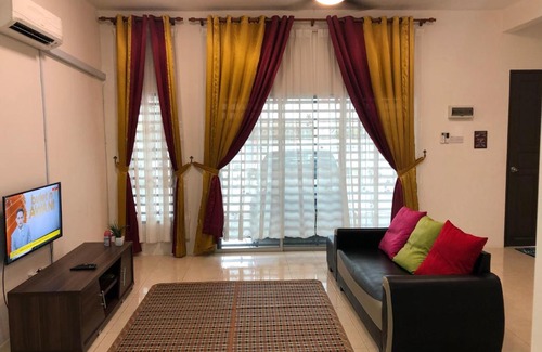 Bota Casa | Hasnifana Homestay Seri Iskandar