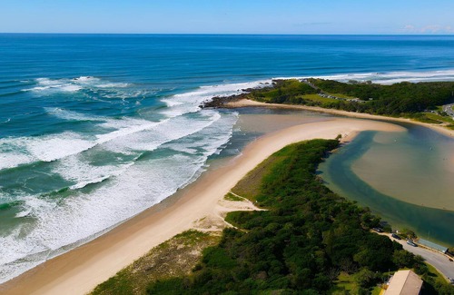 Hastings Point Casa | Hasting Paradise - Steps to beach and Cudgen Creek