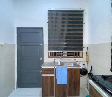 Chukai Casa | HasYaa Homestay