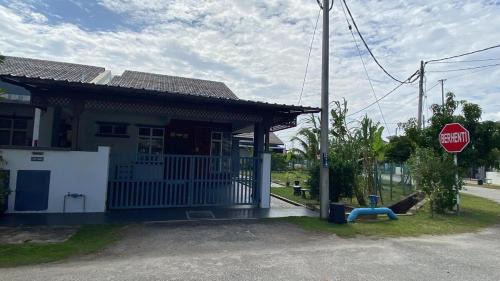 Chukai Casa | HasYaa Homestay