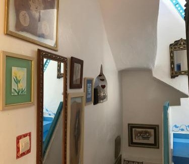Medina Casa | HATHOR ,Casa marroquí con dos terrazas en la Medina antigua , ideal parejas! WIFI!