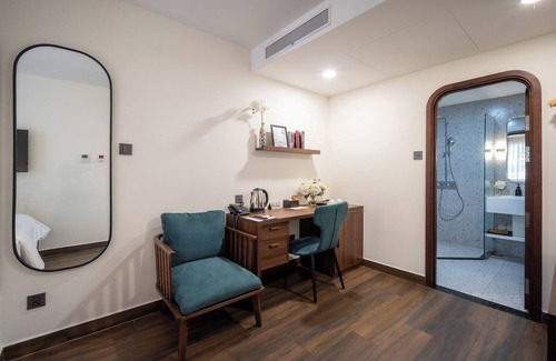 Dong Khoi Hotel | Hato Saigon Boutique Hotel & Rooftop
