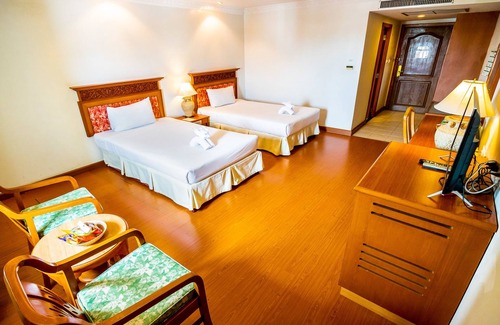 Hat Yai Hotel | Hatyai Paradise Hotel & Resort