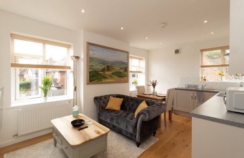 Wellington Apartamento | Haughmond-De Lujo-Apartamento-Baño con ducha-Vista a la Calle