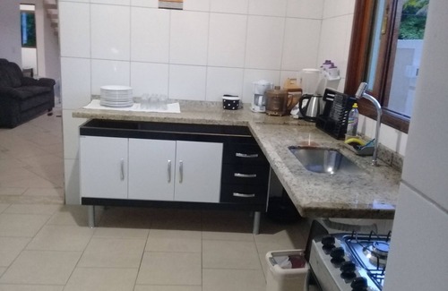 Boraceia Casa | Casa de playa embrujada dentro de un condominio cerrado con portero las 24 horas