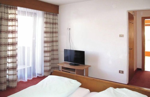 St. Valentin auf der Haide Casa | Casa de vacaciones Haupthaus Schönblick (SVH123) en St Valentin/San Valentino - 32 personas, 16 dormitorios