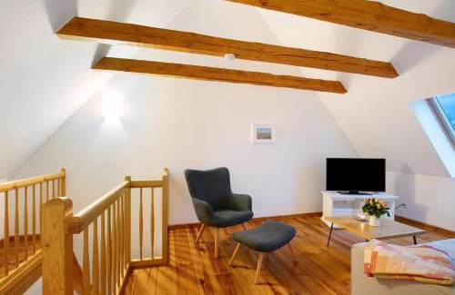 Herzfelde Apartamento | Haus am See - zur roten Tür