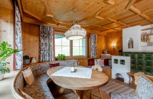 Hopfgarten im Brixental Apartamento | Haus am Waldrand