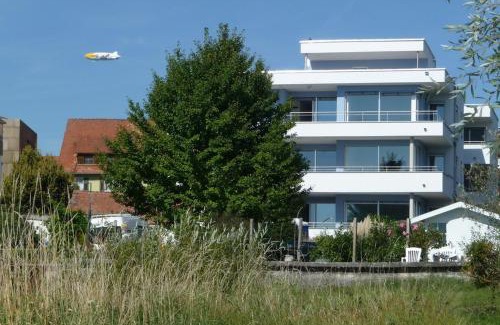 Immenstaad am Bodensee Apartamento | Haus Bank-Specker