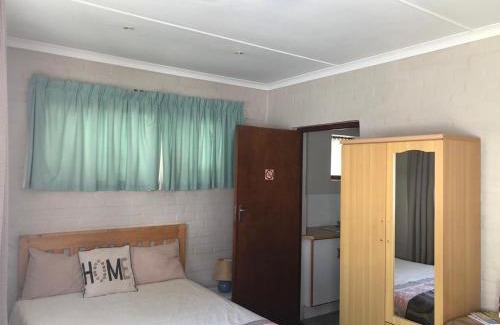 Bredasdorp Cama Y Desayuno | Haus Barbara Guest House