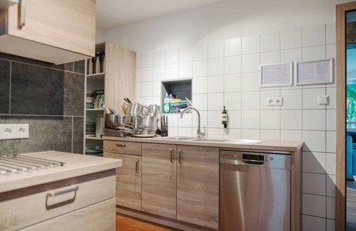 Langewiese Casa | Casa de grupo para hasta 20 personas con una ubicación fenomenal en Winterberg-Langewiese