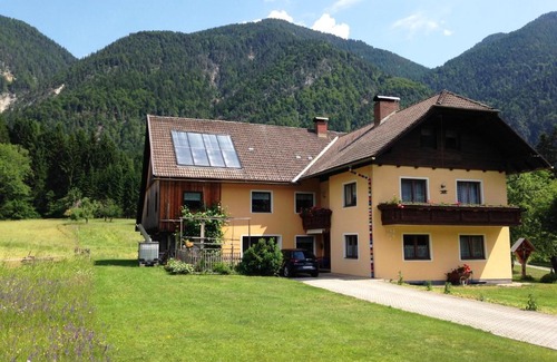 Hermagor-Pressegger See Apartamento | Haus Berchtold