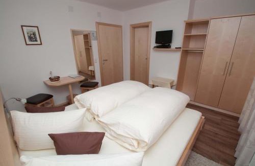 Glor Apartamento | Haus Charlotte