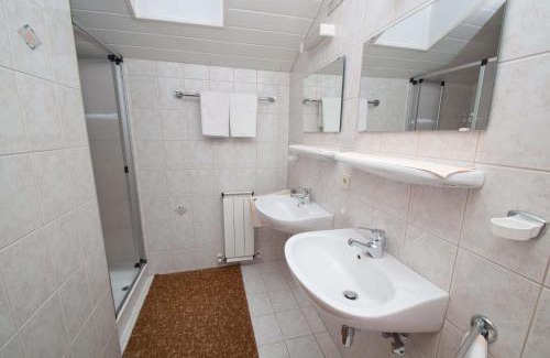 Glor Apartamento | Haus Charlotte