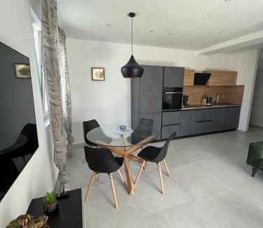 Bibinje Apartamento | Haus Dalmatia with heated Pool