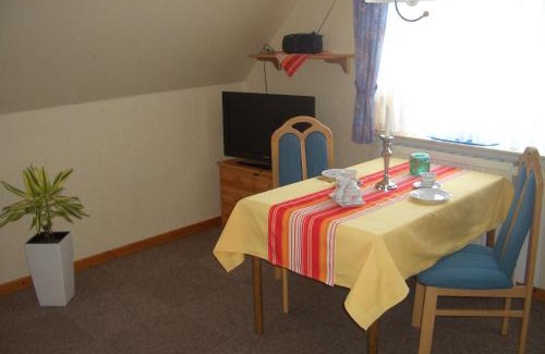 Neuharlingersiel Apartamento | Haus Delphin