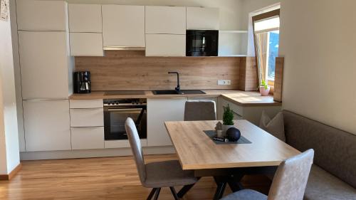 Filzmoos Apartamento | Haus Dorfblick
