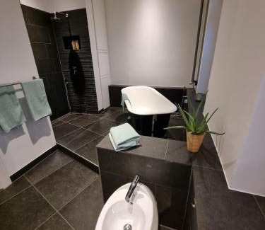 Rhein-Erft-Kreis District Apartamento | Haus Forst Schlossblick Phantasialand Köln Bonn