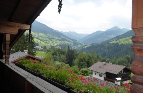Alpbach Casa | Haus Gmahblick Ferienwonungen