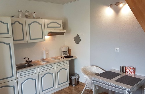 Emmelsbuell-Horsbuell Apartamento | Haus Hemenswarft