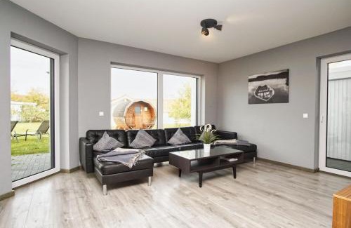 Trent Casa | Haus in idyllischer Lage mit Sauna, Terrasse und Garten - Villa Mondlicht