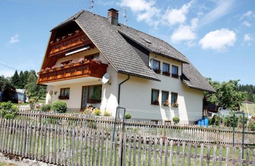 Schonenbach Apartamento | Haus Ingrid