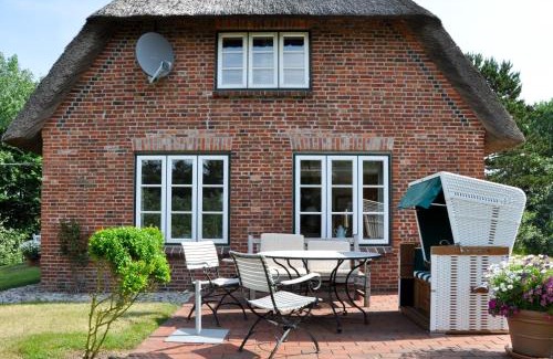 Utersum Apartamento | Haus Karoline Wohnung LENA