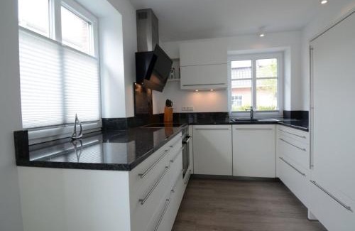 Wyk auf Foehr Casa | Haus Katharina links