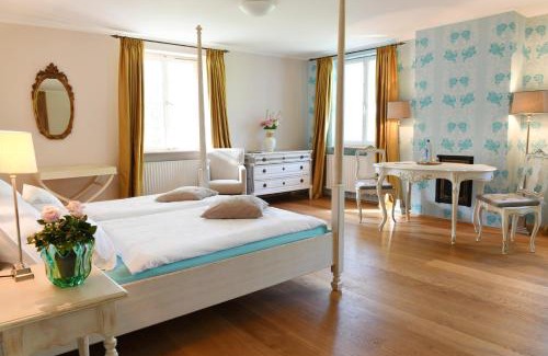 Heek Apartamento | Haus Keppelborg: ZI Elisabeth mit Burgmauerblick