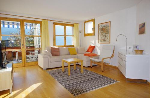 Grisons Apartamento | Haus Liaun 2