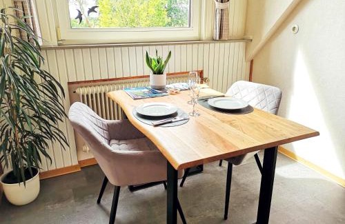 Esens Apartamento | Haus Meereswind, 1 OG mit Fernblick in die Natur