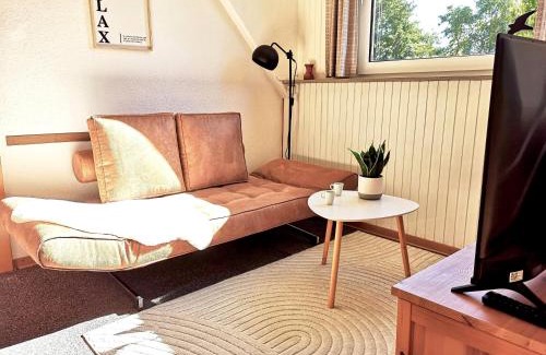 Esens Apartamento | Haus Meereswind, 1 OG mit Fernblick in die Natur