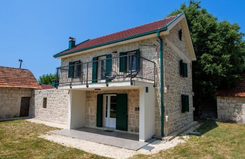 Donji Prolozac Casa | Haus Meter in Donji Proložac - Haus für 6 Personen