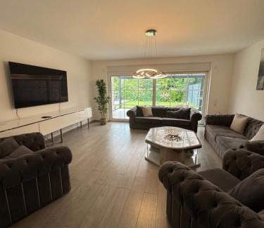 Karnap Casa | Haus mit Parkplatz am Schloss Horst E02