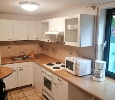 Weilmunster Apartamento | Haus Mohr - Ferienwohnung im Taunus
