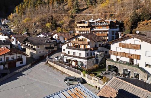 Burgusio Apartamento | Haus Peer Burgeis