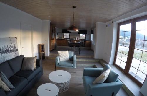 Russbach am Pass Gschuett Apartamento | Haus Pistenblick