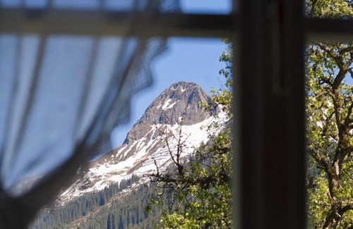 Wald am Arlberg Apartamento | Haus Sonnenhof - Appartement Groß