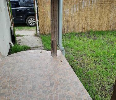 Orgovany Apartamento | Haus Ursula