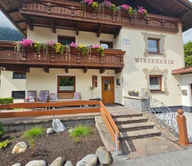 Huben Apartamento | Haus Wiesenheim FW Ötztal