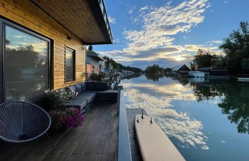 Rusovce Casa | Hausbót u rybára a kačky